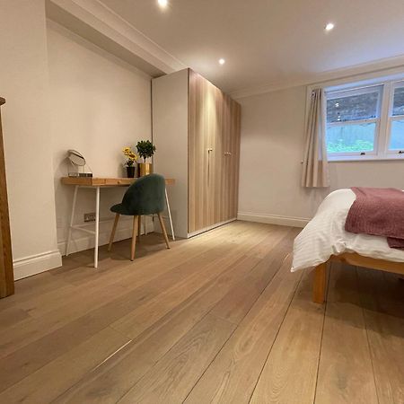 5 Bed House - Fancy - Sleep Up To 12 - Central London Exterior photo